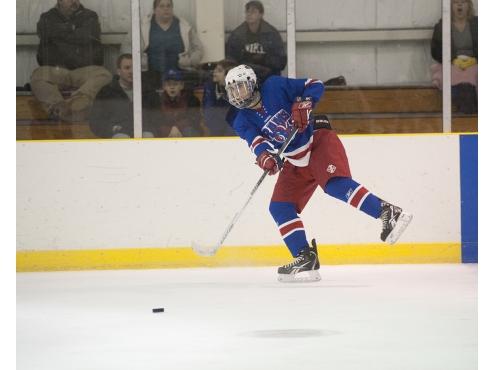 Richland Product Pursuing Hockey Dreams