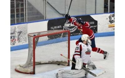 Strong First Period Leads Tomahawks To 5-2 Victory Over Titans