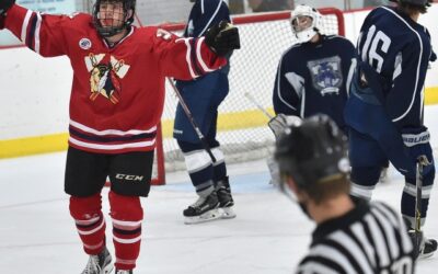 Tomahawks Top Knights