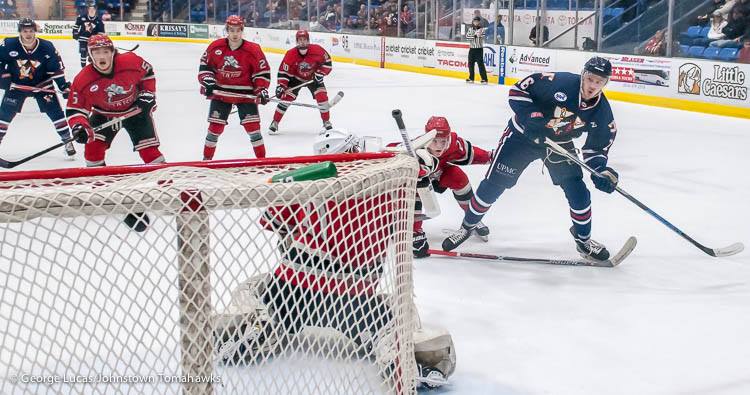 Tomahawks Hang On For 2-1 Win